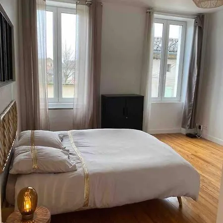 Chez Julie L Elegant En Centre-ville 公寓 卡斯特尔